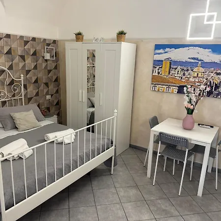 Charming House Catania